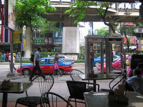 @SILOM.jpg