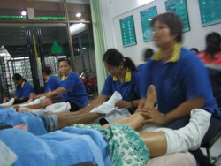 Foot Massage(20May06).jpg