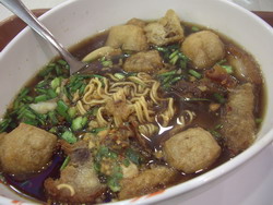 KUWAI JAP MAMA.jpg