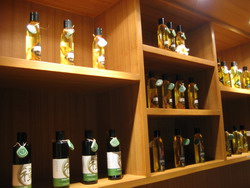 LAVANA-OIL.jpg
