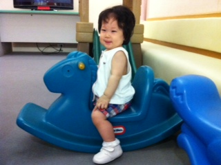 Miku_checkup11months_blog.JPG