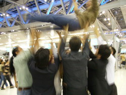 NAKATA-SAN@AIRPORT1.jpg