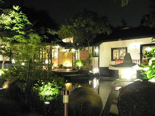 jin-emon-outside.JPG